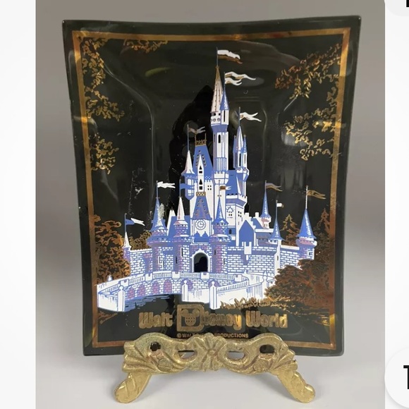 Vintage 1970s Walt Disney World Cinderella's Castle Souvenir Trinket Dish - Picture 7 of 7